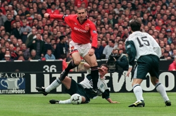 Eric Cantona Dianggap Mesiah oleh Sir Alex Ferguson