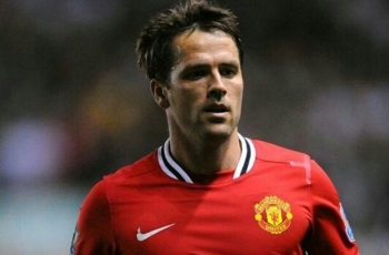 EKSKLUSIF: Michael Owen Curhat Penyesalan Bersama Timnas Inggris hingga Keputusan Berseragam Manchester United