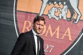 Francesco Totti Blak-blakan Tuduh Istrinya Selingkuh dengan Pelatih Bola hingga Putuskan Pisah