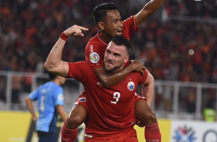 Penyerang Persija Jakarta, Marko Simic dan Ramdani Lestaluhu.. (Sumber: Twitter/@Persija_Jkt).