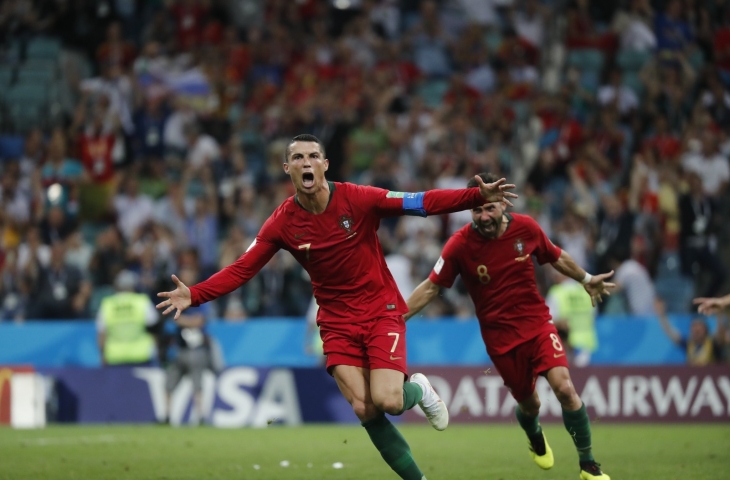 Ronaldo sejauh ini telah mencetak empat gol di Piala Dunia 2018. Dengan catatan itu, sementara ia sebagai top skor.