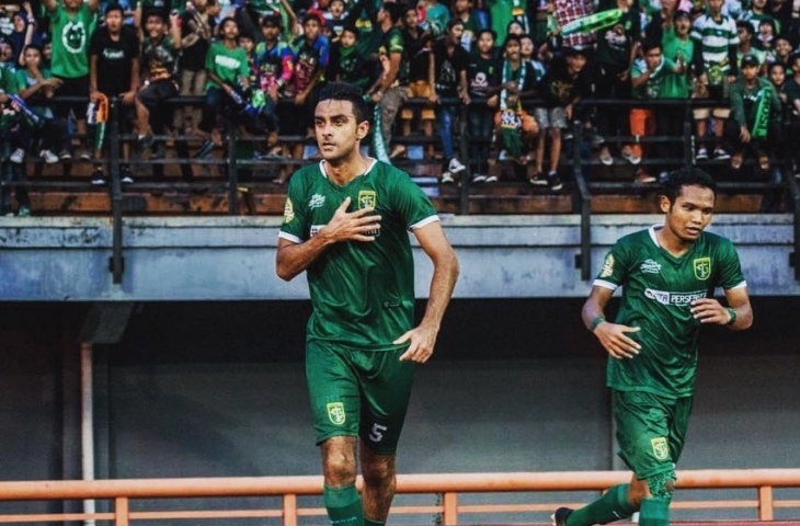 Bek Persebaya, Otavio Dutra. (Sumber: Instagram/@otaviodutr)