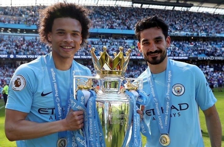 Sane berhasil mengantarkan Manchester City merengkuh gelar juara Premier League musim 2017/2018.