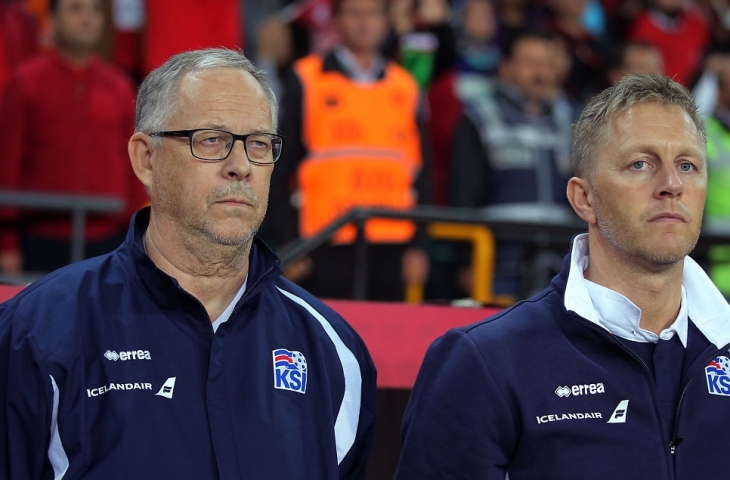 Hallgrimsson (kanan) saat menjadi asisten pelatih Lars Lagerback. (Sumber: Sites.duke.edu).