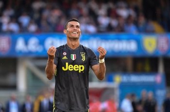 Cristiano Ronaldo, Cetak 40 Gol Semusim di Serie A Itu Sulit!