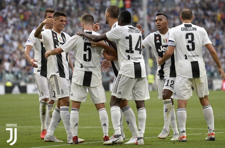 Juventus merayakan kemenangan atas Lazio di Stadion Juventus, Senin (26/8/2018). (Twitter/@Juventusfc).