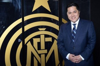 Erick Thohir Diserbu Interisti saat Berkunjung ke Italia, Netizen: Keren