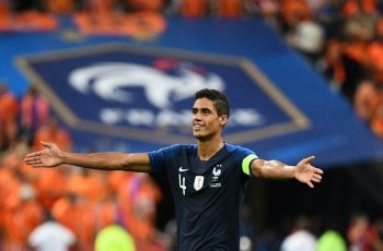 Jose Mourinho Butuh Varane untuk Tambal Pertahanan MU