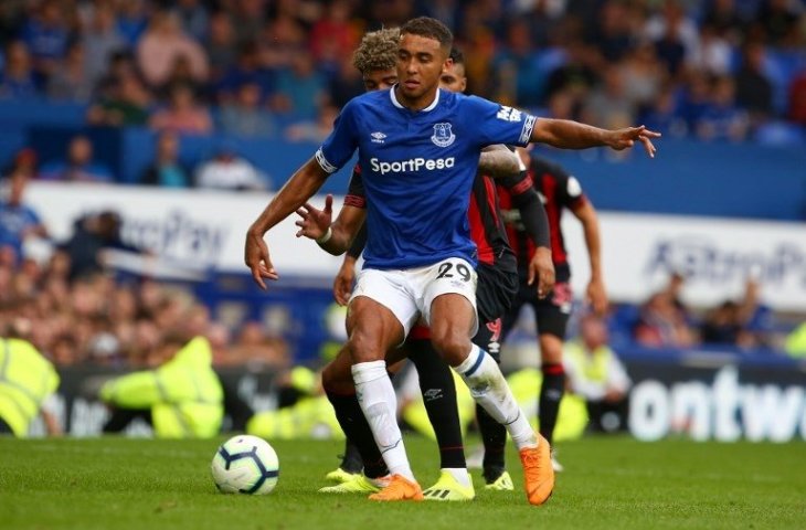 Penyerang Everton, Dominic Calvert-Lewin ketika menghadapi Huddersfield Town (Geoff Caddick/AFP)