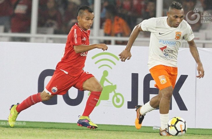 Persija, Riko Simanjuntak vs Borneo FC, Titus Bonai (liga.indonesia.id)