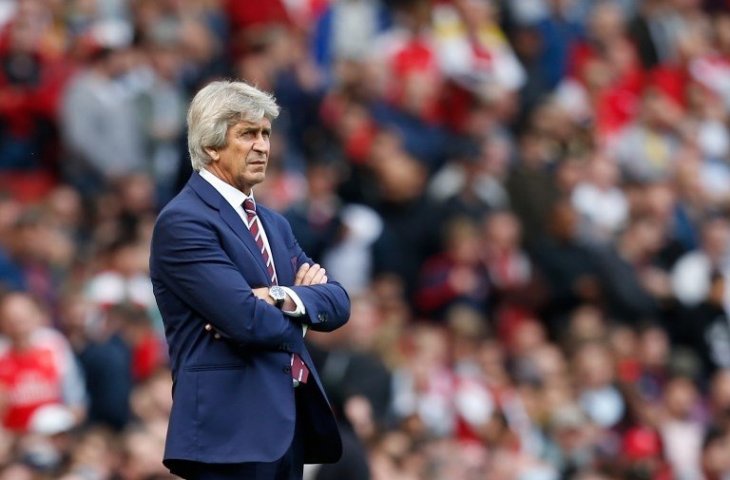 Pelatih West Ham, Manuel Pellegrini (Ian Kington/AFP)