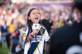 VIDEO, Bocah asal Indonesia Bikin Ibrahimovic Kagum di Stadion LA Galaxy