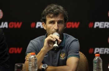 Resmi, Luis Milla Jadi Pelatih Baru Persib Bandung