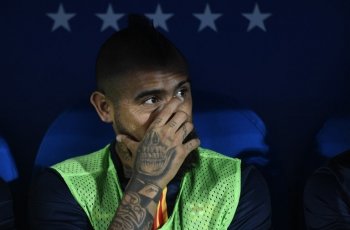 Jarang Dimainkan, Arturo Vidal Mengaku Tidak Bahagia di Barcelona