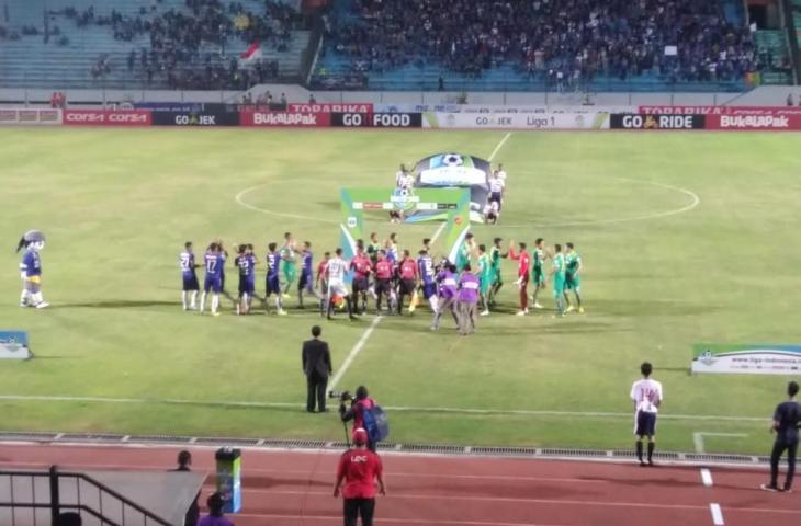 PSIS Semarang vs Sriwijaya FC. (Stephanus Aranditio/www.mxkc.sbs)