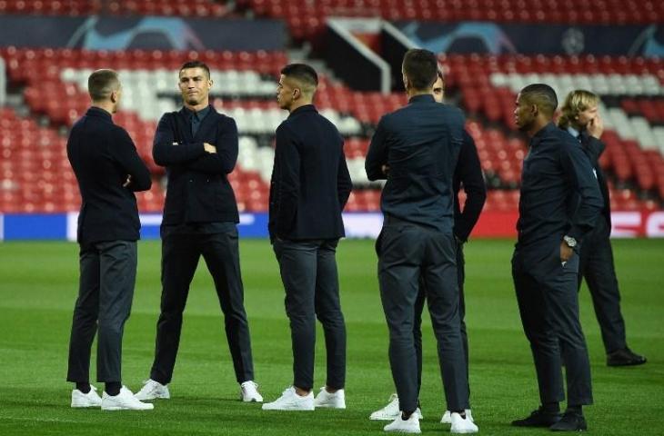 Cristiano Ronaldo bersama Juventus melakukan kunjungan di Old Trafford. (Oli Scarff/AFP)