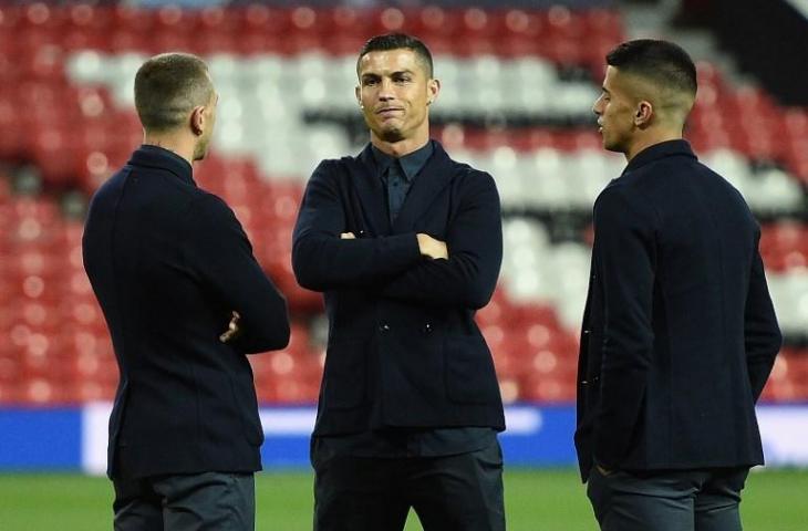 Cristiano Ronaldo bersama Juventus melakukan kunjungan di Old Trafford. (Oli Scarff/AFP)