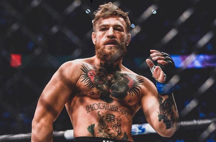 Beda Sikap, Conor McGregor Kekeh Dukung Solskjaer Bertahan di Man United