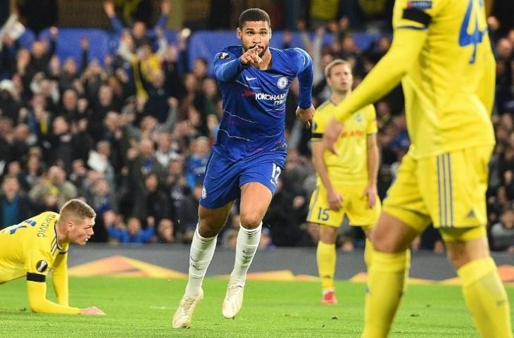 Selebrasi Ruben Loftus-Cheek usai membobol gawang BATE. (Glyn Kirk/AFP).