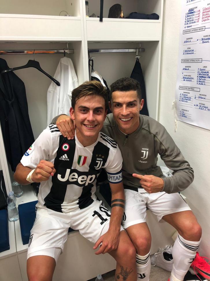 Foto yang diunggah Paulo Dybala yang memperlihatkan strategi Juventus melawan Empoli (@PauDybala_JR/Twitter)