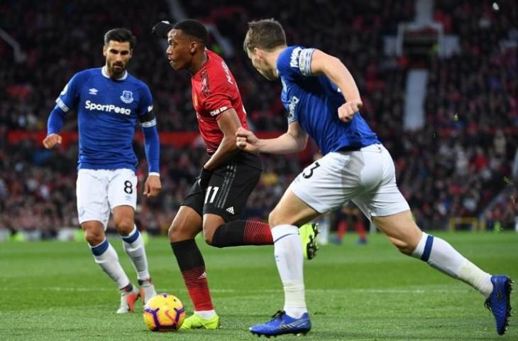 Aksi Anthony Martial saat melawan Everton pada 28 Oktober 2018 pada 28 Oktober 2018 (Paul Ellis/AFP)