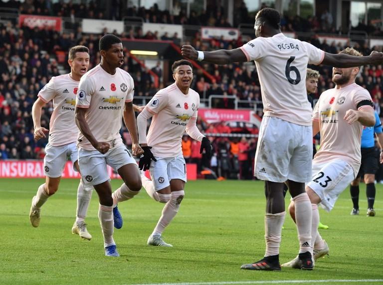 Pemain Manchester United merayakan gol Marcus Rashford ke gawang Bournemouth pada 3 November 2018 (Ben Stansall/AFP)