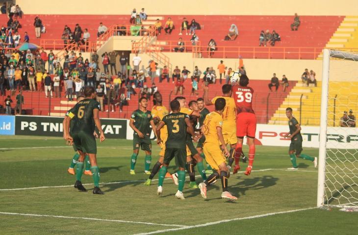 PS Tira vs Sriwijaya FC di Stadion Sultan Agung, Bantul, DI Yogyakarta, Sabtu (17/11/2018) (STEPHANUS ARANDITIO/BOLATIMES.COM)