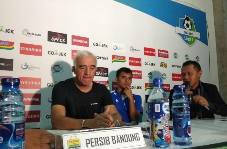 Pelatih Persib Bandung, Mario Gomez. (Irwan Febri R/www.mxkc.sbs).