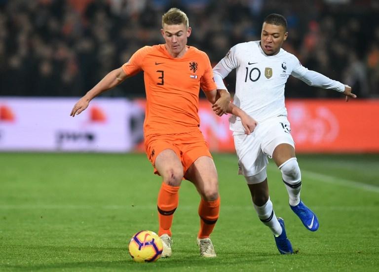 Bek Ajax Amsterdam sekaligus Timnas Belanda,  Matthijs de Ligt (John Thys/AFP)