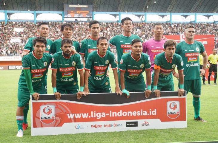 PSS Sleman menghadapi Kalteng Putra pada leg kedua semifinal Liga 2, di Stadion International Maguwoharjo, Rabu (28/11/2018). [Stephanus Aranditio/www.mxkc.sbs]