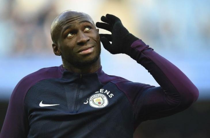 Bek Manchester City, Eliaquim Mangala. (Oli Scarff/AFP).