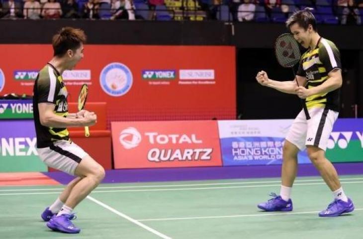 Pasangan ganda putra Indonesia, Kevin Sanjaya Sukamuljo/Marcus Fernaldi Gideon, melaju ke semifinal Hong Kong Open 2018 usai menundukkan wakil Korea Selatan, Lee Yong Dae/Kim Gi Jung, Jumat (16/11/2018). [Humas PBSI]