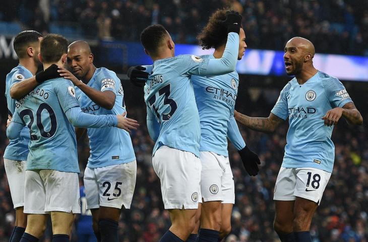 Pemain Manchester City merayakan gol ke gawang Everton. (AFP)