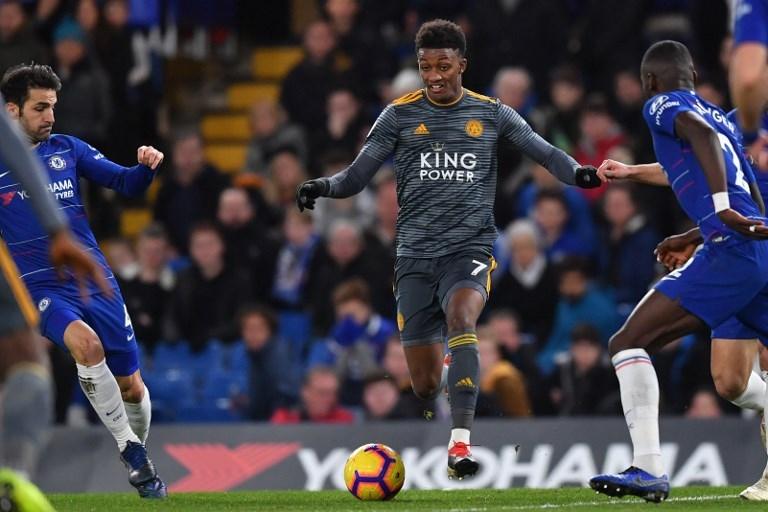 Gelandang Leicester City, Demarai Gray saat mengahadapi Chelsea pada 22 Desember 2018 (Ben Stansall/AFP)