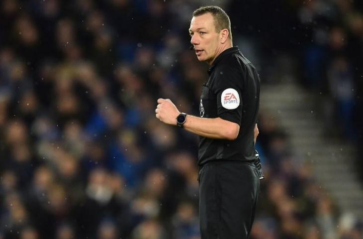 Wasit Brighton vs Liverpool, Kevin Friend. (Glyn Kirk/AFP).