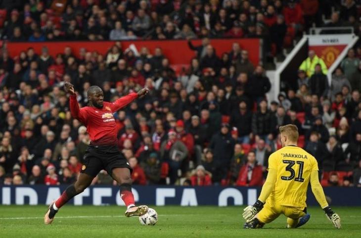 Romelu Lukaku saat berhadapan dengan Reading di Piala FA pada 5 Januari 2019 (Oli Scarff/AFP)