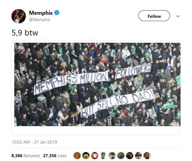 Jawaban Memphis Depay saat mendapat perlakuan tidak mengenakkan dari suporter Saint Etienne (twitter.com/Memphis)