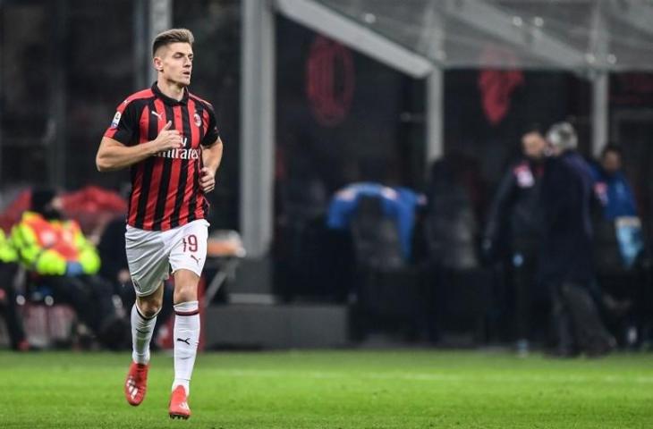 Penyerang AC Milan, Krzysztof Piatek (Miguel Medina/AFP)