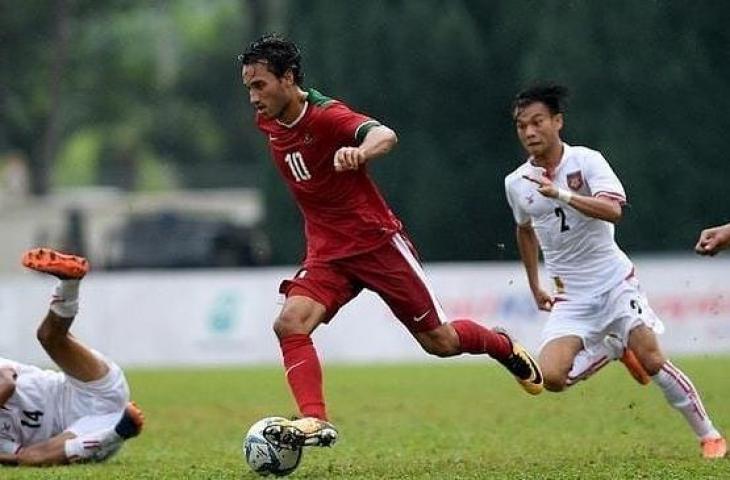 Ezra Walian saat memperkuat Timnas Indonesia (instagram.com/ezrawalian)