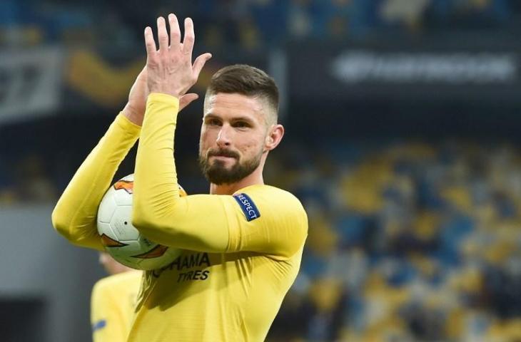 Penyerang Chelsea, Olivier Giroud untuk sementara jadi top skor di ajang Liga Europa. Sebelumnya ia mencetak hat-trick kala Chelsea mengalahkan Dynamo Kiev. [Sergei SUPINSKY / AFP]