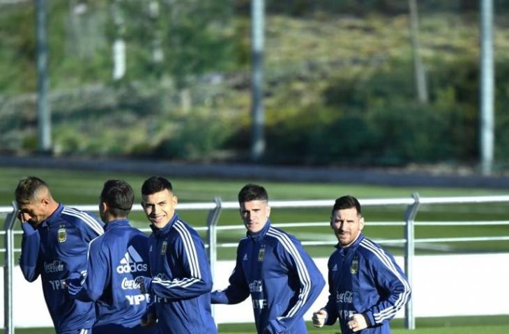 Lionel Messi kembali berseragam Timnas Argentina dan hadir di sesi latihan di Valdebebas, Madrid pada 18 Maret 2019 (Gabriel Bouys/AFP)