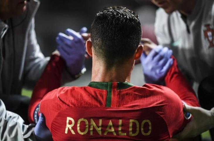 Cristiano Ronaldo cedera di laga Portigal vs Serbia. (Parricia de melo Moreira/AFP).