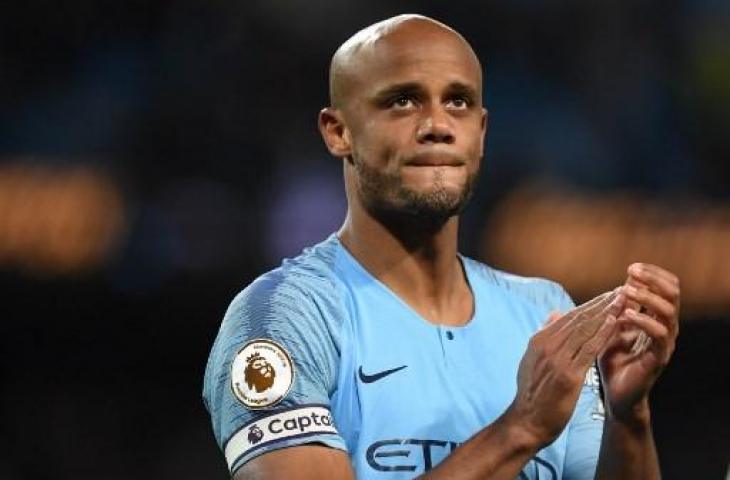 Pemain bertahan Manchester City, Vincent Kompany seusai laga melawan Leicester City. (PAUL ELLIS / AFP)