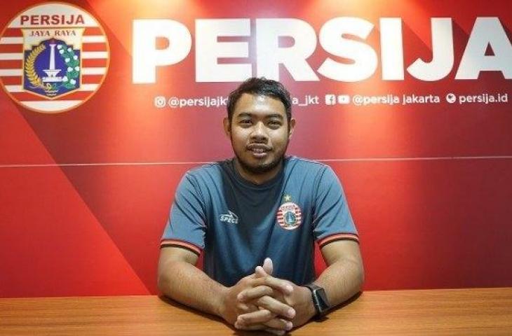 Adixi Lenzivio resmi kembali direkrut Persija Jakarta dengan kontrak dua tahun. (Dok. Media Persija Jakarta)