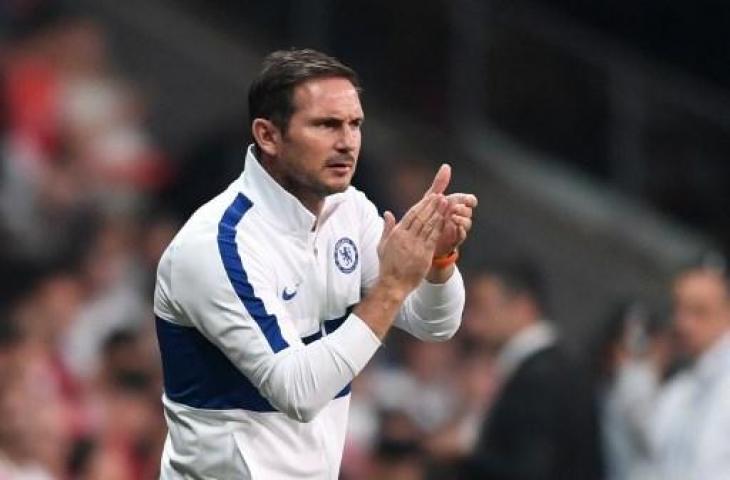 Frank Lampard saat memimpin Chelsea menghadapi Liverpool di Piala Super Eropa. (OZAN KOSE / AFP)