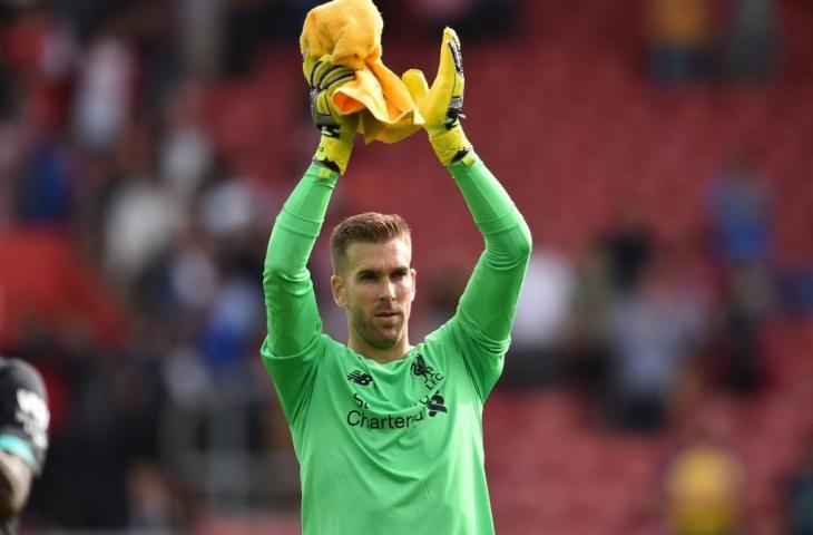 Kiper Liverpool, Adrian San Miguel. (GLYN KIRK / AFP)