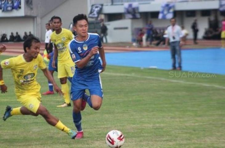 Debut Sutanto Tan bersama PSIM Yogyakarta saat melawan Persiba Balikpapan di Stadion Mandala Krida, Kamis (22/8/2019). (Suara.com/Irwan Febri Rialdi)