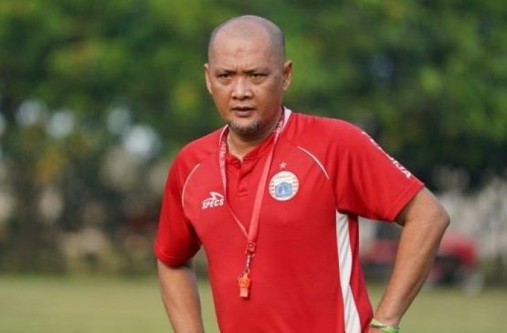 Pelatih sementara Persija Jakarta, Sudirman. (dok. Media Persija).