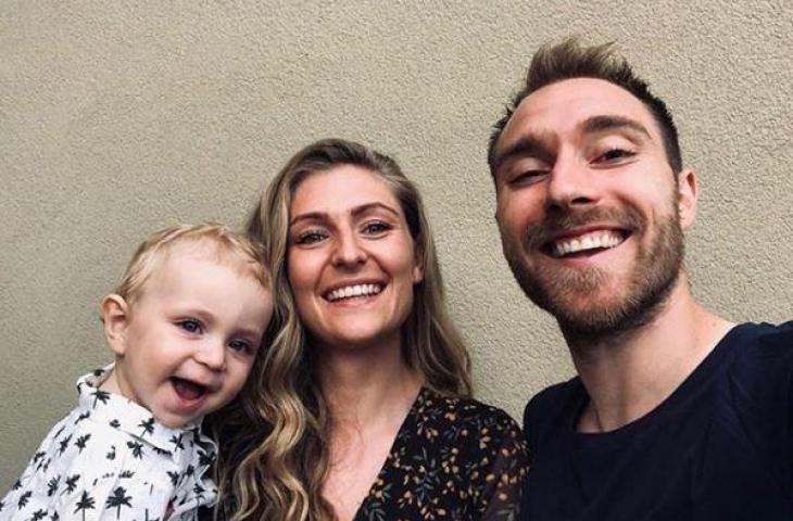 Christian Eriksen bersama anak dan istrinya. (Instagram/chriseriksen8)