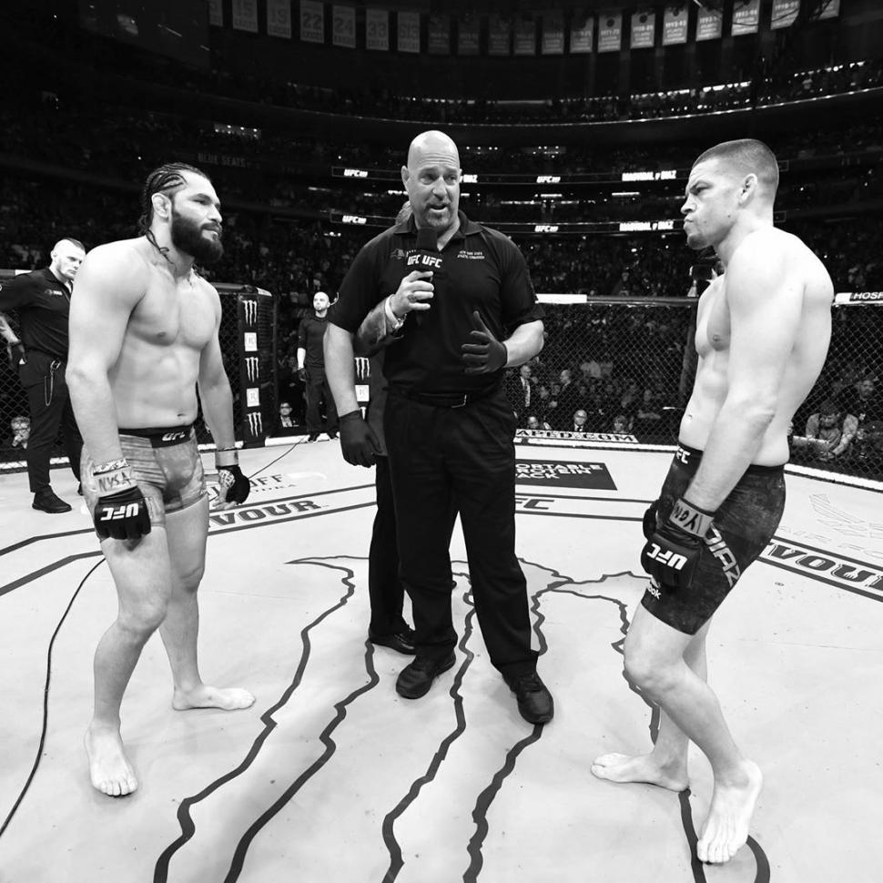 Petarung MMA, Jorge Masvidal saat bertarung menghadapi Nate Diaz, Minggu (3/11/2019). [@ufc / Instagram]